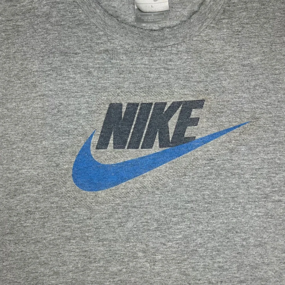 Nike Mens Graphic T-Shirt‎ Grey Blue Swoosh Spellout Logo Size